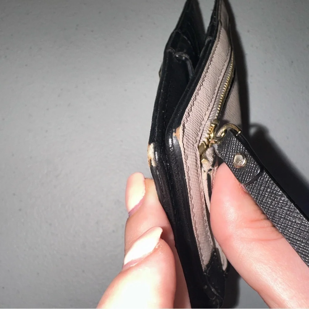 Kate Spade Laurel Way Stacy Black and Tan Leather Wallet